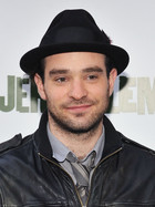 Charlie Cox : charlie-cox-1379802340.jpg