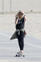 Chlo Grace Moretz : chlo-grace-moretz-1408721674.jpg