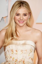 Chloë Grace Moretz : chlo-grace-moretz-1424710469.jpg