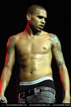 Chris Brown : chris_brown_1301103377.jpg