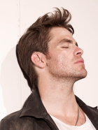 Chris Pine : chris-pine-1363583451.jpg