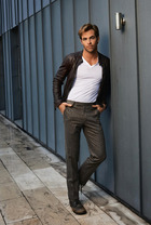 Chris Pine : chris-pine-1400175792.jpg