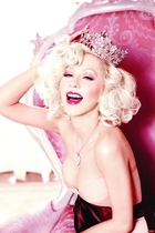 Christina Aguilera : christina-aguilera-1403970852.jpg