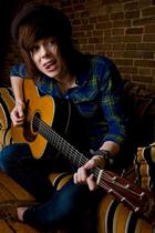 Christofer Drew : christoferdrew_1238954874.jpg