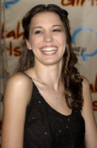 Christy Carlson Romano : christy-carlson-romano-1317927286.jpg