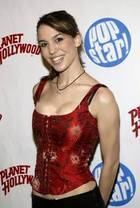 Christy Carlson Romano : christycarlsonromano_1302113704.jpg