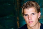 Chris Zylka : chriszylka_1300875238.jpg