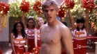 Chris Zylka : chriszylka_1311417823.jpg