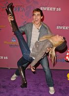 Cody Linley : cody_linley_1223477938.jpg