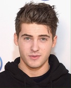 Cody Christian : cody-christian-1629220082.jpg