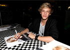 Cody Simpson : cody-simpson-1312735487.jpg