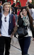 Cody Simpson : cody-simpson-1322543431.jpg
