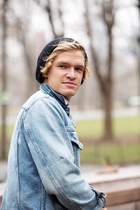 Cody Simpson : cody-simpson-1430349301.jpg