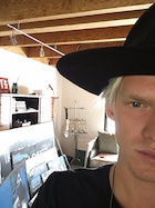 Cody Simpson : cody-simpson-1466296561.jpg