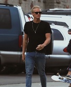 Cody Simpson : cody-simpson-1477410841.jpg