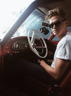 Cody Simpson : cody-simpson-1495393201.jpg