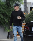 Cody Simpson : cody-simpson-1607755091.jpg