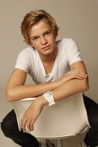 Cody Simpson : codysimpson_1281562876.jpg