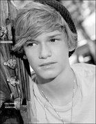 Cody Simpson : codysimpson_1286329435.jpg