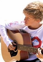 Cody Simpson : codysimpson_1296173287.jpg