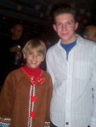 Cole & Dylan Sprouse : TI4U_u1137709307.jpg