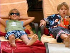 Cole & Dylan Sprouse : TI4U_u1140752377.jpg