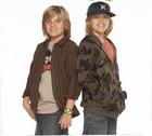 Cole & Dylan Sprouse : TI4U_u1155059160.jpg