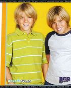 Cole & Dylan Sprouse : TI4U_u1156649282.jpg