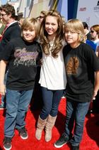 Cole & Dylan Sprouse : TI4U_u1191853057.jpg