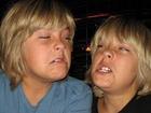 Cole & Dylan Sprouse : TI4U_u1220699605.jpg