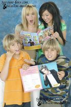 Cole & Dylan Sprouse : TI4U_u1222069613.jpg