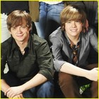 Cole & Dylan Sprouse : TI4U_u1242487562.jpg