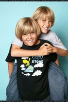 Cole & Dylan Sprouse : cole_dillan_1161186072.jpg