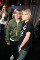 Cole & Dylan Sprouse : cole_dillan_1161809731.jpg