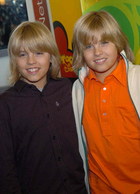 Cole & Dylan Sprouse : cole_dillan_1163348586.jpg