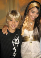 Cole & Dylan Sprouse : cole_dillan_1168704075.jpg