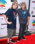 Cole & Dylan Sprouse : cole_dillan_1183951933.jpg