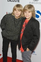 Cole & Dylan Sprouse : cole_dillan_1190495860.jpg