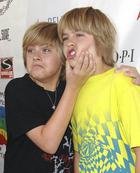Cole & Dylan Sprouse : cole_dillan_1212524630.jpg
