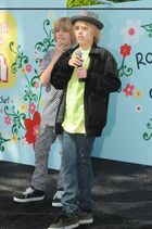Cole & Dylan Sprouse : cole_dillan_1212705404.jpg