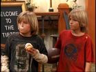 Cole & Dylan Sprouse : cole_dillan_1215197012.jpg