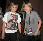 Cole & Dylan Sprouse : cole_dillan_1226079640.jpg