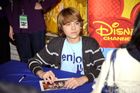 Cole & Dylan Sprouse : cole_dillan_1236446440.jpg