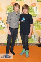 Cole & Dylan Sprouse : cole_dillan_1238610927.jpg