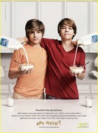 Cole & Dylan Sprouse : cole_dillan_1282758136.jpg