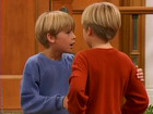 Cole & Dylan Sprouse : spr-suitelife102_007.jpg