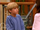 Cole & Dylan Sprouse : spr-suitelife102_045.jpg