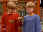 Cole & Dylan Sprouse : spr-suitelife102_049.jpg