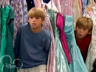 Cole & Dylan Sprouse : spr-suitelife102_077.jpg