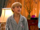 Cole & Dylan Sprouse : spr-suitelife102_148.jpg